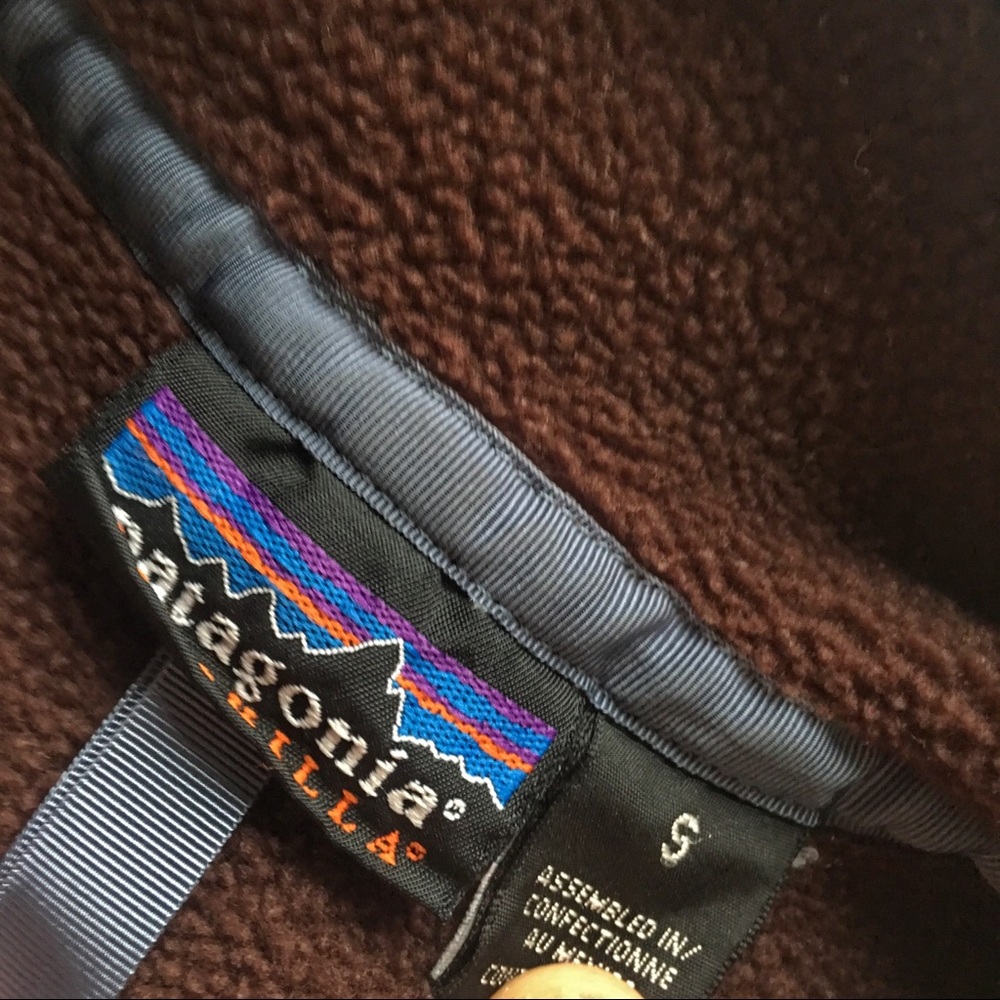 **SOLD** Vintage Patagonia Fall '02 Snap-T - Picture 3 of 6